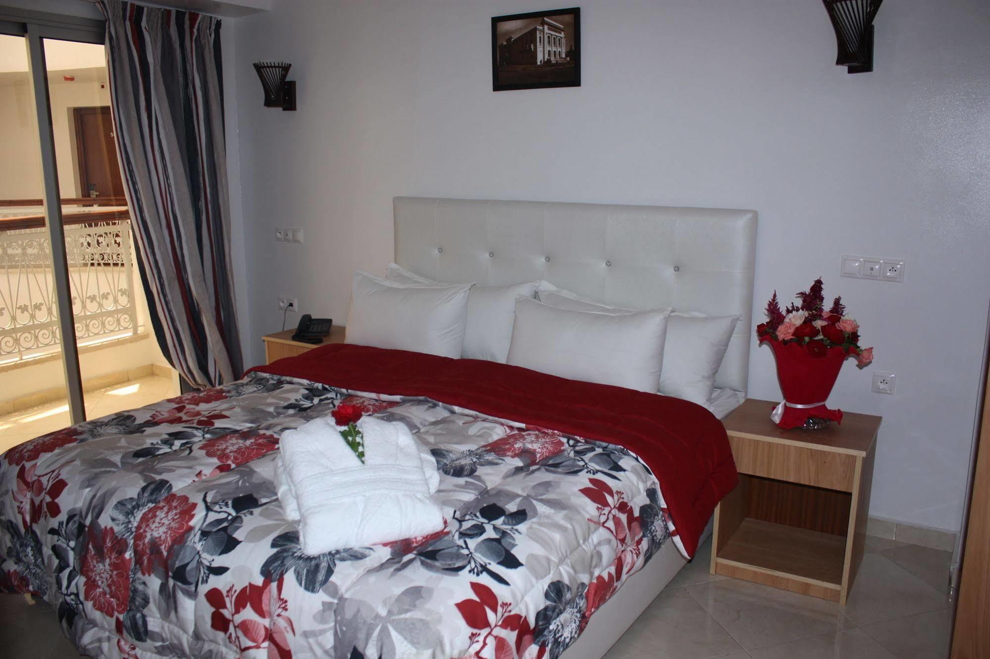 Hotel La Place El Jadida Bagian luar foto